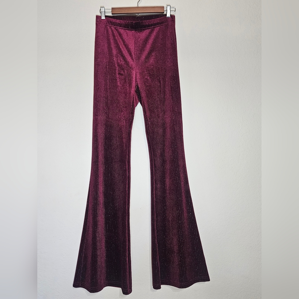 American Eagle Womens Velvet Flare Pants Size Medium Long Burgundy Red - Picture 2 of 6